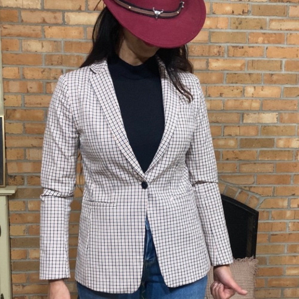 BANANA REPUBLIC Long and Lean Plaid Blazer Single Button in Bree Plaid Size 2